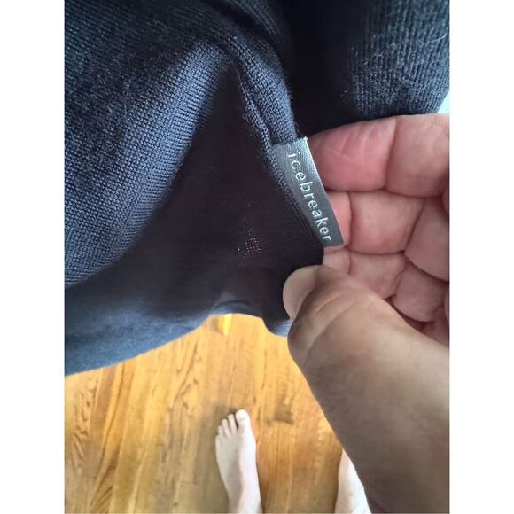 Icebreaker Bodyfit 260 1.4 Merino Wool Pullover. Size XL. Black. - Picture 7 of 8
